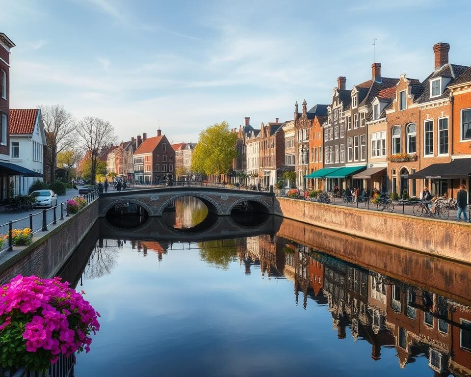 Leiden: Ontdek de charmante grachten en rijke geschiedenis van de stad